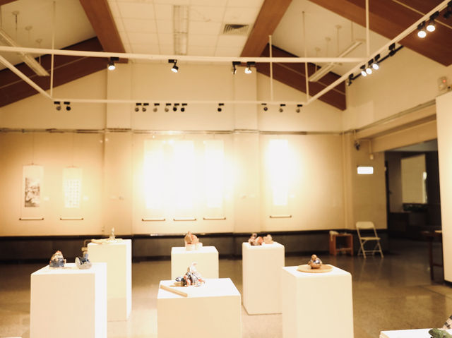 臺中市美術家資料館——在地藝術家創作作品欣賞