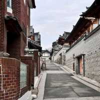 Bukchon Hanok Village (北村韓屋村)