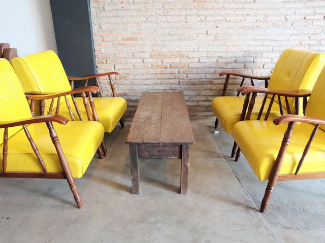Armchair cafe : คาเฟ่เก้าอี้เหลือง ลำปาง