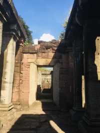 ย้อนเวลาสู่เมืองเก่าที่ปราสาทหินพิมาย นครราชสีมา