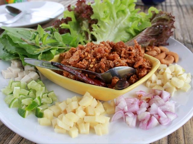ร้านอาหารที่ ม่อนแจ่ม แคมปิ้ง รีสอร์ท 