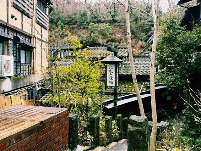 日本熊本縣黑川溫泉遊玩攻略，體驗天然溫泉和美景