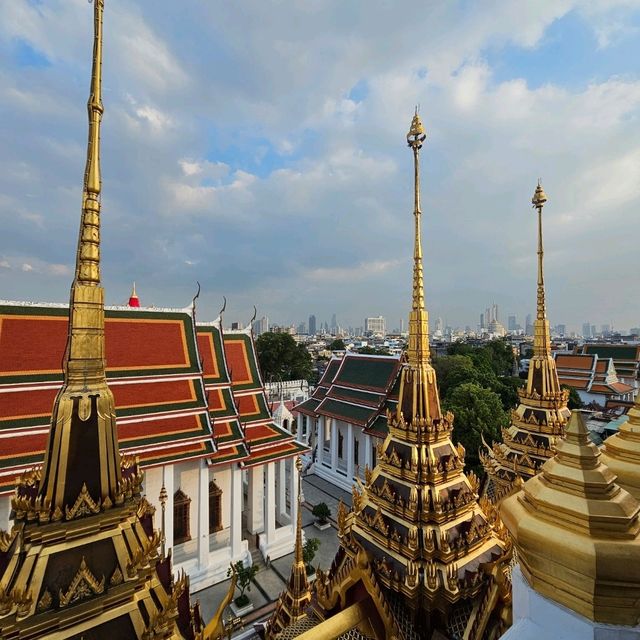 โลหะปราสาท 1ใน 3ของโลก