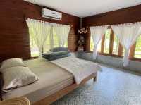 บ้านวารีชีวา ที่พักริมน้ำ แบบครอบครัว