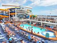 "Harmony of the Seas: 3 Wild Days, Zero Regrets" 🌊🎢🍹