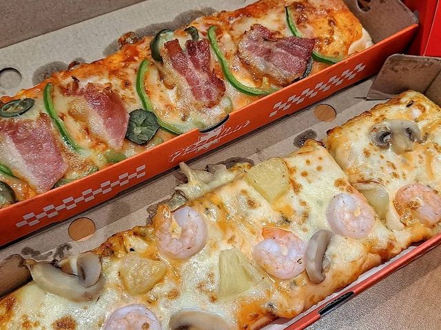 🍕 𝐏𝐢𝐳𝐳𝐚𝐥𝐢𝐚𝐧 พิซซ่ายาว 1 ฟุต 