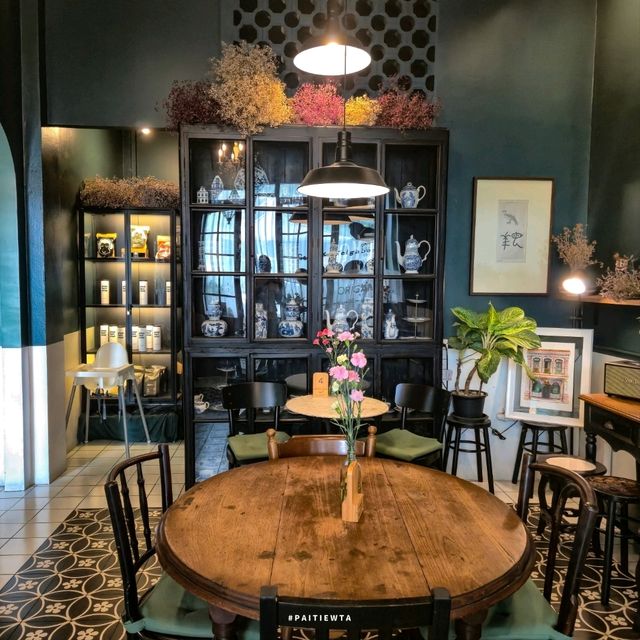 Origami Cafe Phuket Town