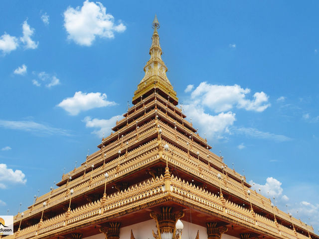 พระมหาธาตุแก่นนคร