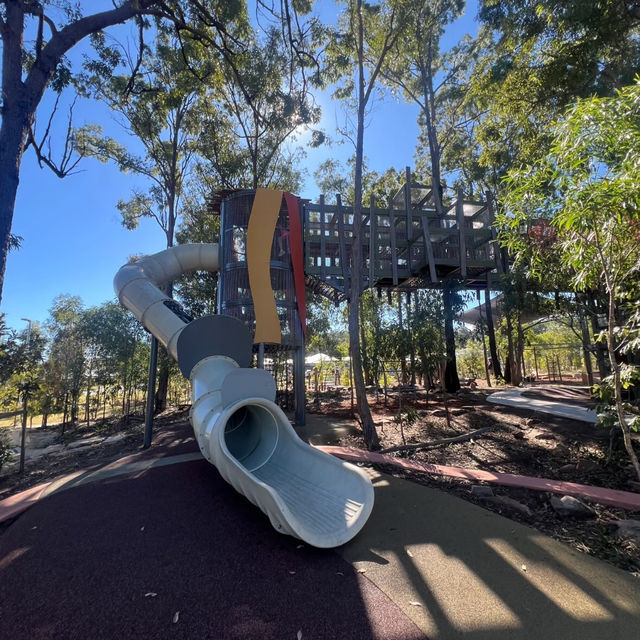 ​喜士定公園 - 寬廣綠港
