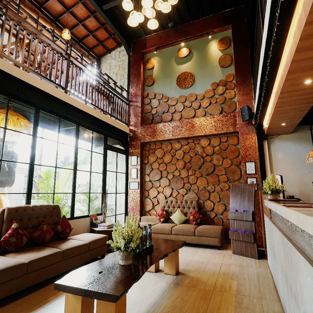 A Taste of Tradition in Tropical Elegance