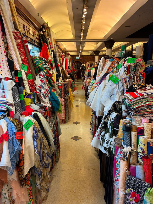 香港の歴史的建造物 Western Market