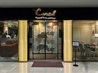 Free VIP Lounge Access with Trip.com
