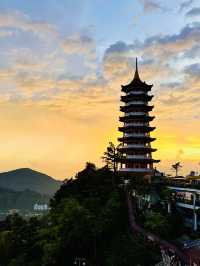 After the Rain: A Golden Hour at Chin Swee Caves Temple