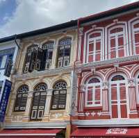 Vibrant Streets of Heritage: Exploring Chinatown Singapore