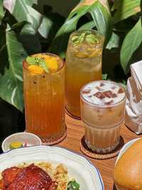 The Good Life – Tea & Food