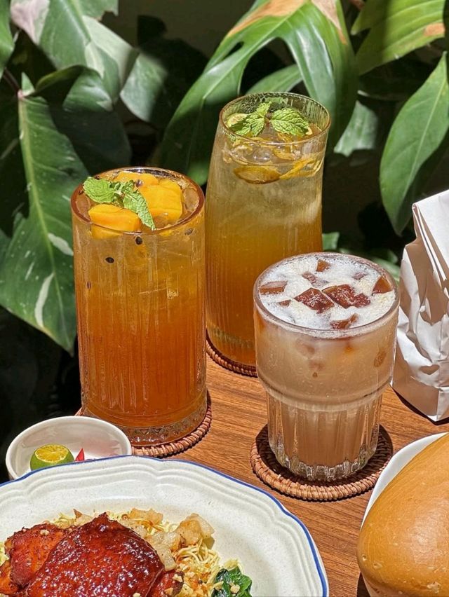 The Good Life – Tea & Food