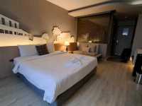 "Hatyai Signature Hotel: A Tranquil Retreat with Warm Hospitality"