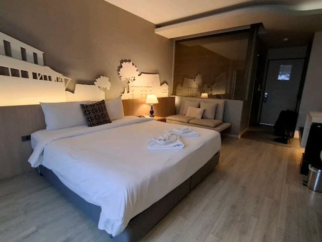 "Hatyai Signature Hotel: A Tranquil Retreat with Warm Hospitality"