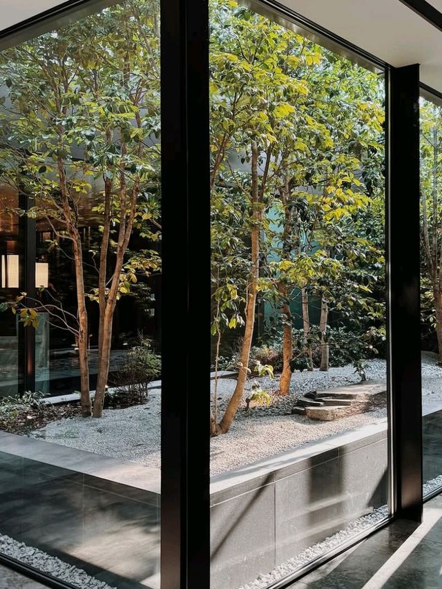 💎 Waldorf Astoria Osaka – Pure Elegance in the Heart of the City 🏙️✨