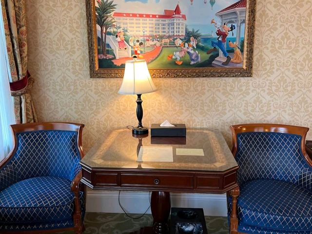 香港迪士尼樂園酒店（Hong Kong Disneyland Hotel）