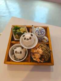 Taro Daydreams in Manila
