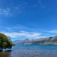 Glenorchy: The Iconic Red Shed at the "Gateway to Paradise"! 🏞️🚤