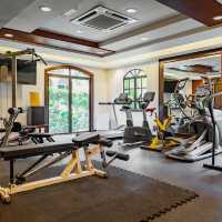 A Seaside Sanctuary of Intimate Luxury