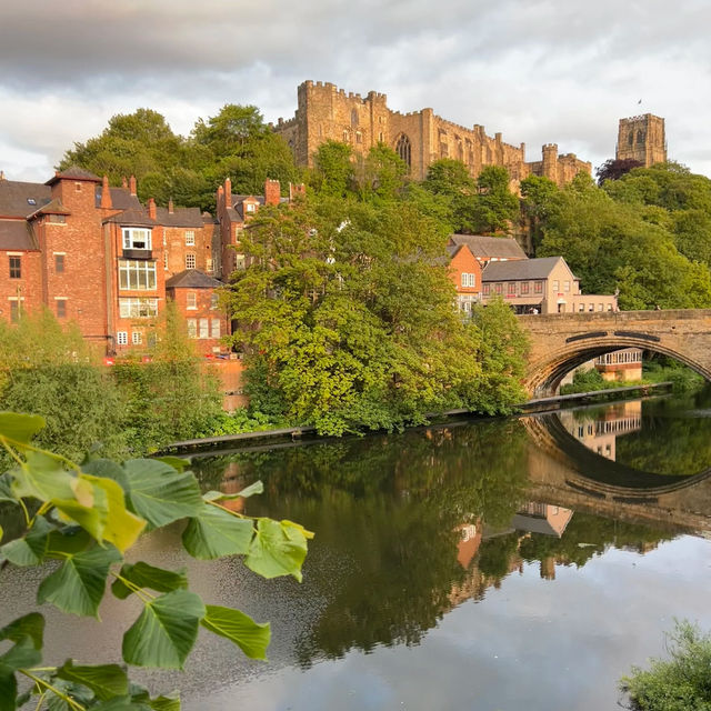 Durham: A Delightfully English Gem – I Love It! 🇬🇧🏰