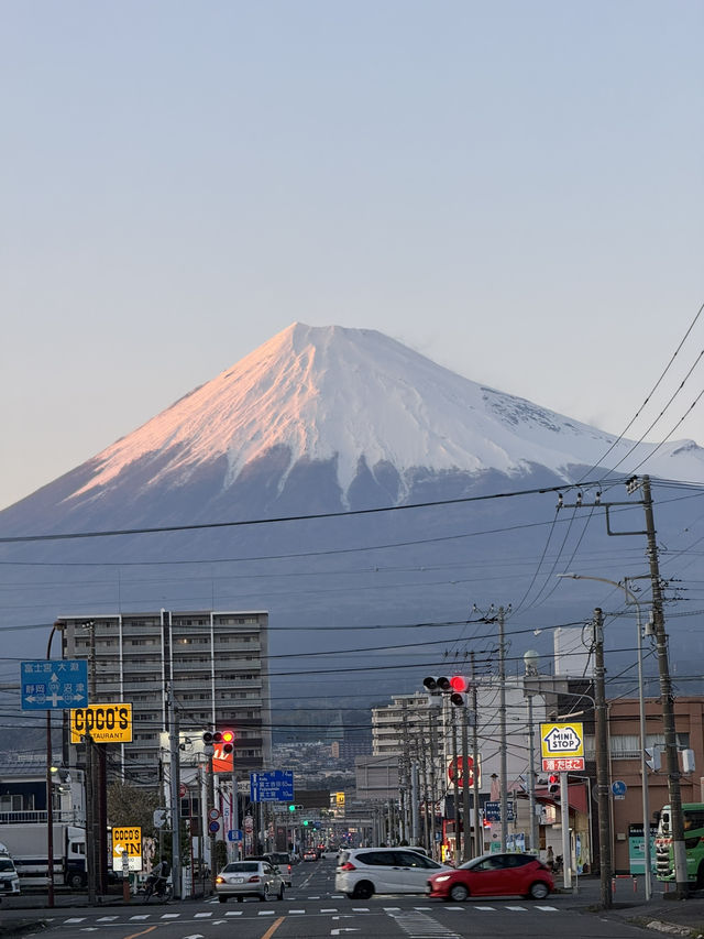 Golden Hour- Mount Fuji Tokyo 
