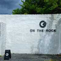 ON THE ROCK ☕️Cafe SURATTHANI