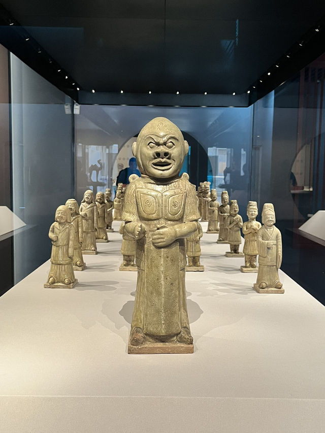 🏛️ Sichuan Museum – Cool Shelter with a Side of Three Kingdoms History