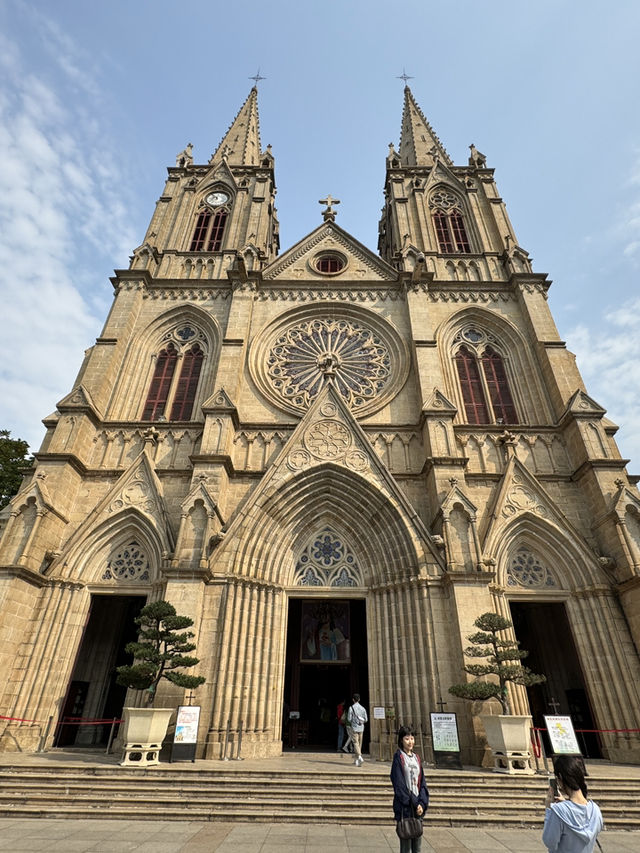 ⛪ European Elegance in the Heart of Guangzhou