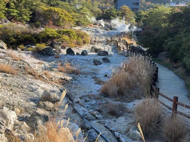 Unzen Jigoku: Steaming Landscapes and Sulfuric Legends in the Mountains of Kyushu