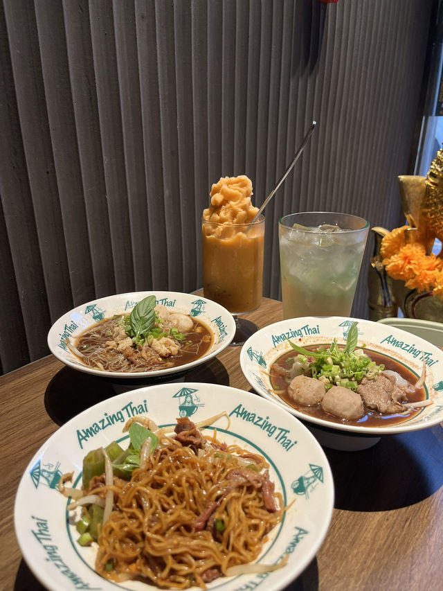 ✨尖沙咀新蒲點！正宗泰國街頭風味餐廳登場🇹🇭🍜✨