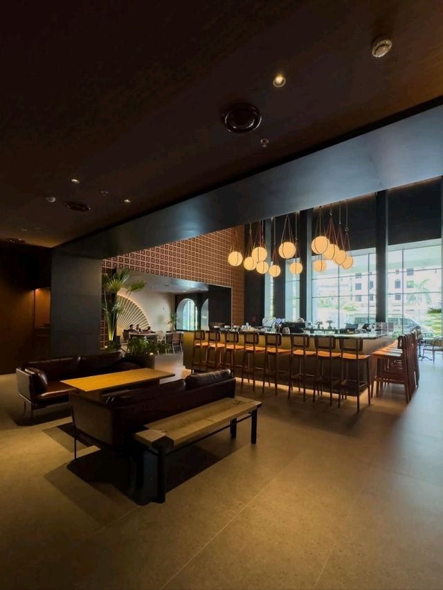 Lush Salon