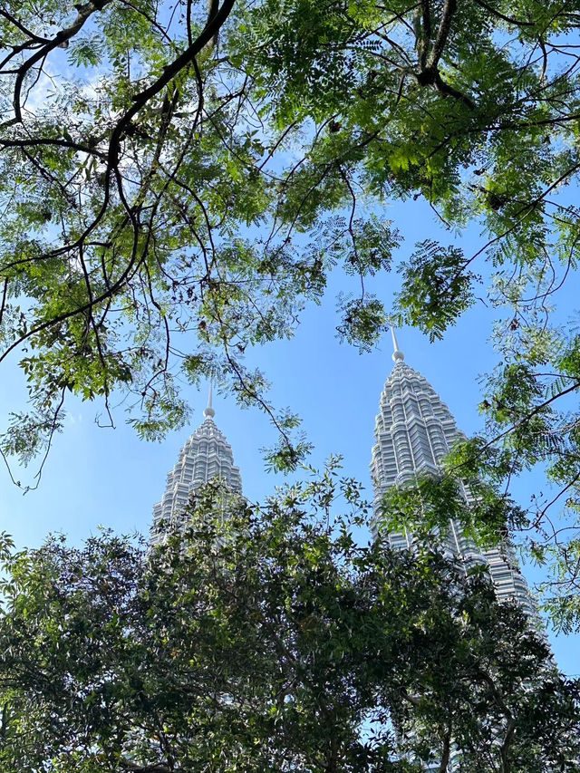 ตึกแฝดปิโตรนาส KL •Malaysia•