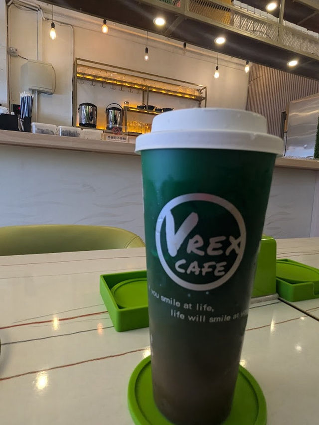 Chill Vibes at Vrex Cafe Semporna!