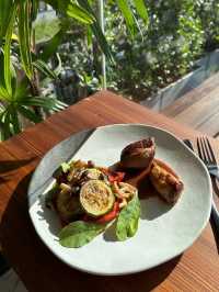 Grow High: Island Breakfast Spot