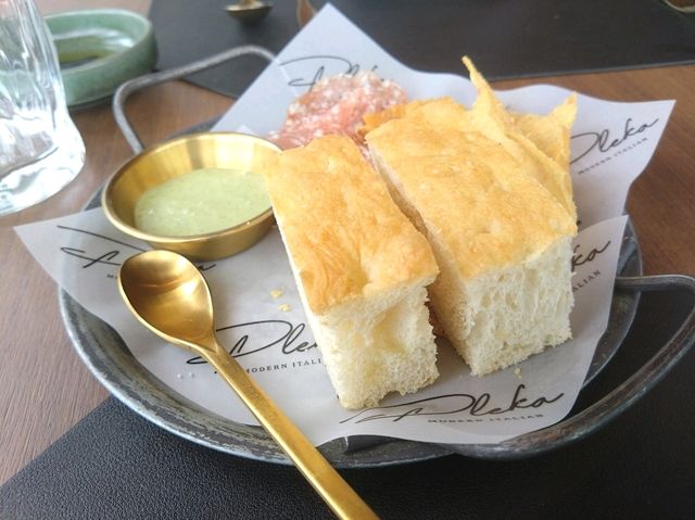 ［食評］IFC平台星期日lunch,食好西經歷