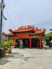 Where Gods and Giant Fish Coexist: A Must-Visit in Segenting