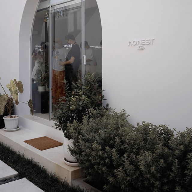  Honest Coffee & Service