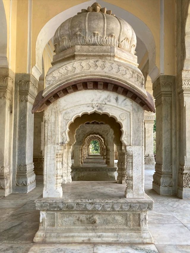 Gatore Ki Chhatriyan Is Quietly Stunning
