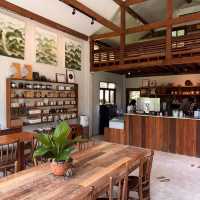 Sawanbondin Tea House & Experience