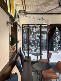The Sipping Bar