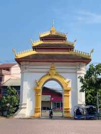 วัดธาตุหลวงใต้ เมืองเวียงจันทน์ สปป.ลาว