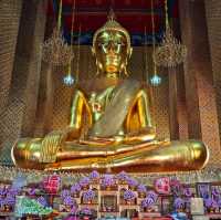 สักการะหลวงพ่อโต ซำปอกง ที่วัดกัลยาณ์