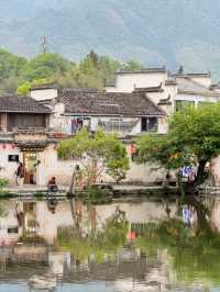 Where the Mountains Whisper: Secrets of Hongcun
