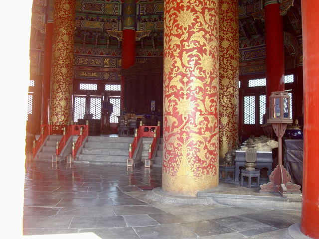 🌤️ Temple of Heaven — Serenity and Symmetry in the Heart of Beijing
