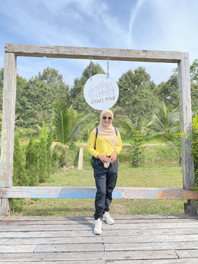 บ้านแว คาเฟ่