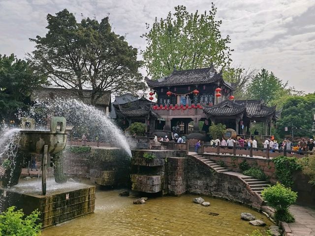 Huanglongxi Ancient Town – Chengdu’s 2,000-Year-Old Water Town